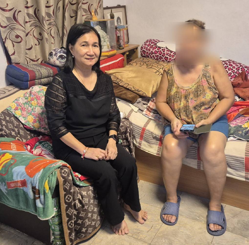 สพอ.บางบัวทอง ติดตามและสนับสนุนการดำเนินงานของลูกหนี้กองทุนพัฒนาบทบาทสตรีอำเภอบางบัวทอง